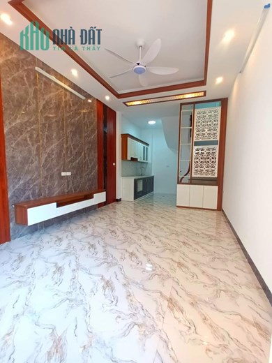 CHỦ NHÀ XÂY TÂM HUYẾT – NHÀ MỚI PHỐ THẠCH BÀN – 36M2 X 5 TẦNG – GIÁ 2.93 TỶ