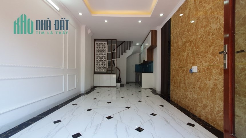 NHÀ MỚI XÂY PHỐ NGỌC TRÌ Ô TÔ ĐỖ CỬA LÔ GÓC 35M2 X 5 TẦNG GIÁ 3.6 TỶ