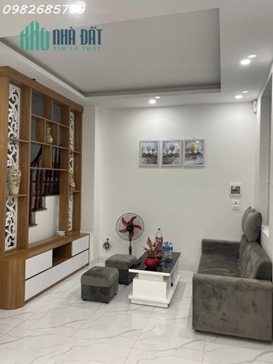 Chính chủ bán nhà  chợ Bông Đỏ Ngô Thì Nhậm La Khê Hà Đông 40mx5T chỉ nhỉnh 3 tỷ