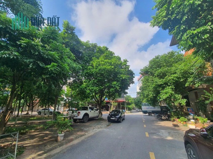 MT SIÊU TO 6.5M-NHÌN VƯỜN HOA-CẠNH UBPHƯỜNG VÕ CƯỜNG-3 BƯỚC RA NGUYỄN CAO- SÁT LÊ THÁI TỔ!