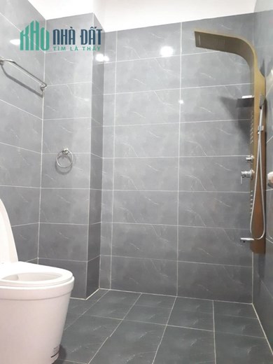 Cực HIếm Một Căn Duy Nhất Nhà Riêng, HXH gần kề GiGaMall Phạm Văn Đồng, 72M2, 4 Tầng, Chỉ 5,5 Tỷ,