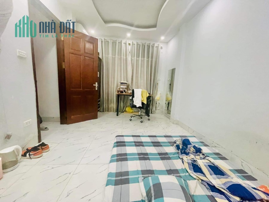 Bán nhà ngõ 236 Khương Đình 42m x 5 tầng, mt: 3.5m, kinh doanh nhỏ