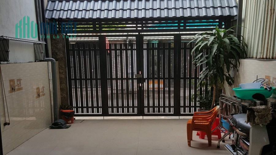 Bán nhà Mặt tiền thạnh lộc QUẬN 12, 110m2, KD Đỉnh, giá giảm còn 5,6 tỷ