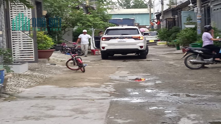 Bán đất Hà Huy Giáp QUẬN 12, 118m2, Ngan lớn 8.5m nở hậu, giá giảm còn 5.4 tỷ