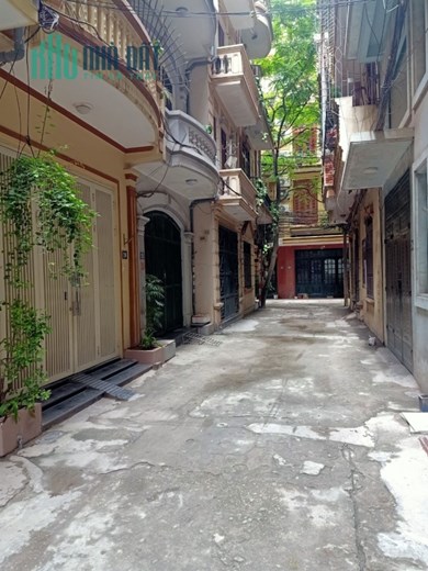 Phân lô đường Hoàng Quốc Việt 50m2 4 tầng 9 tỷ