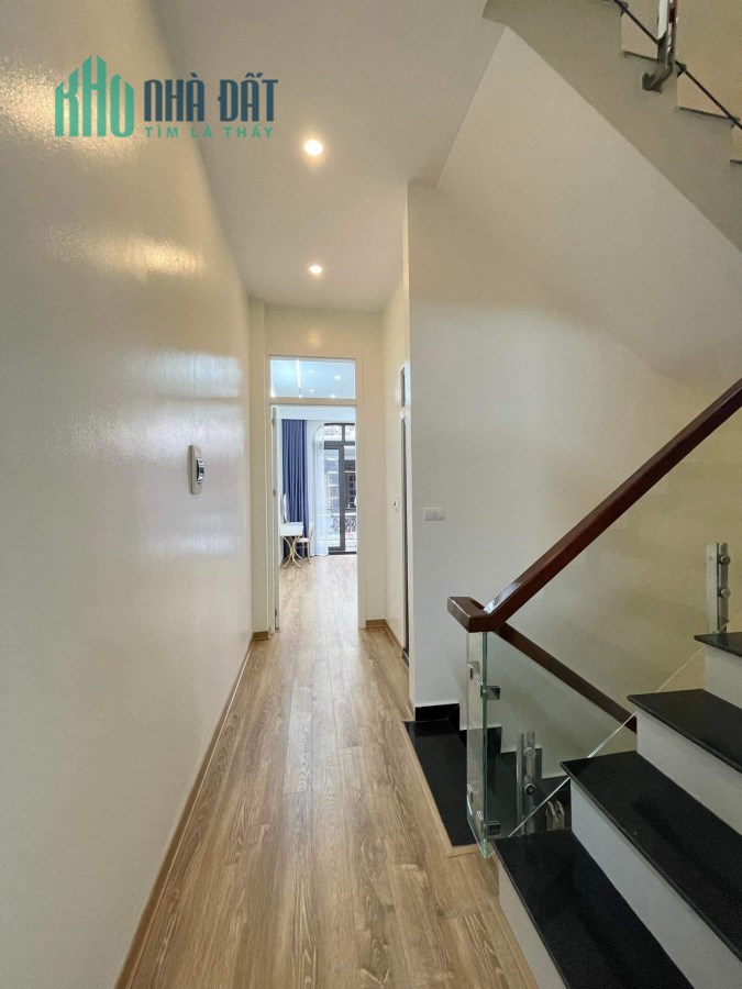 51m Mặt Tiền 4m Nhỉnh 9 Tỷ Phân Lô Vip Phố Nguyễn Thị Định. Vỉa Hè Đá Bóng Kinh Doanh Đỉnh. Ô Tô