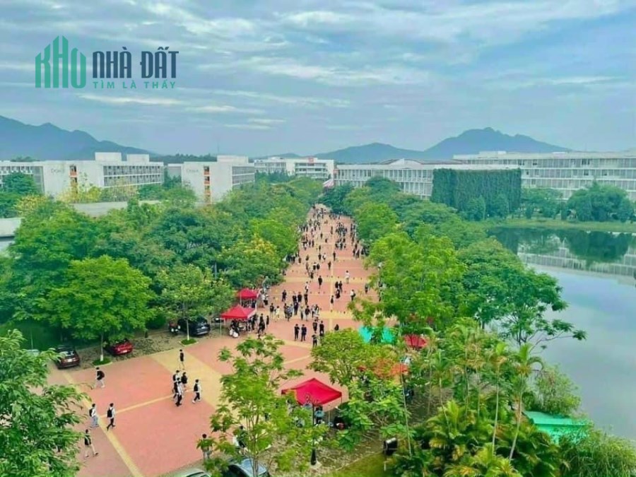 Chủ cần tiền gấp, cần bán lô 171m2 ngay sau khu trọ sinh viên, nằm gần ngay khu tổ hợp các trường