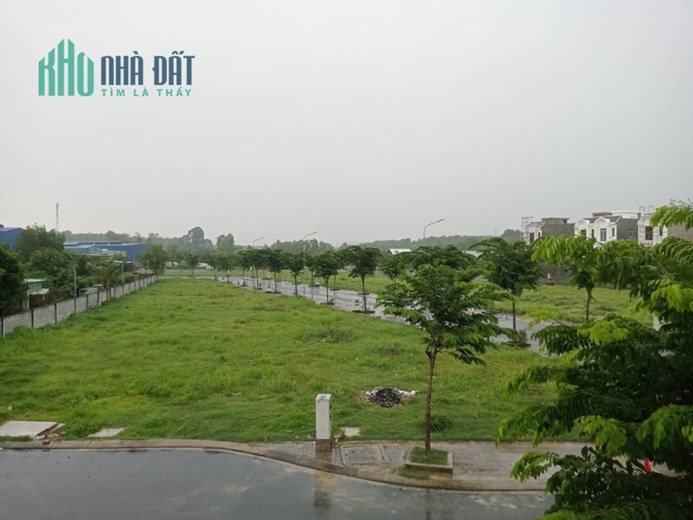1 trệt 2 lầu giá chỉ từ 750 triệu.Sở hữu ngay căn nhà 2 mặt tiền tại Tp Tân Uyên Bình Dương