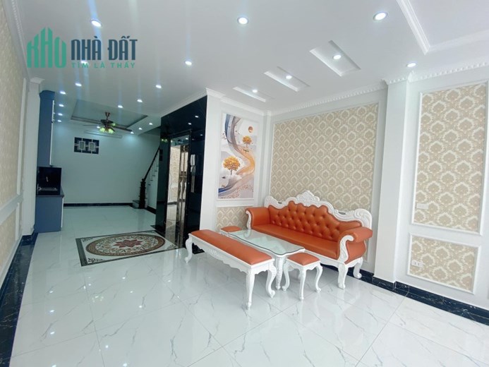 BÁN NHÀ LÝ NAM ĐẾ, HOÀN KIẾM, 20M MẶT PHỐ, Ô TÔ VÀO NHÀ SỔ NỞ HẬU, 70M2*2T*MT4M*17.2 TỶ.