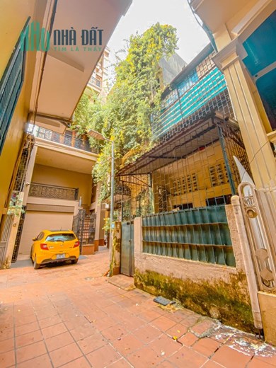 BÁN NHÀ LÝ NAM ĐẾ, HOÀN KIẾM, 20M MẶT PHỐ, Ô TÔ VÀO NHÀ SỔ NỞ HẬU, 70M2*2T*MT4M*17.2 TỶ.