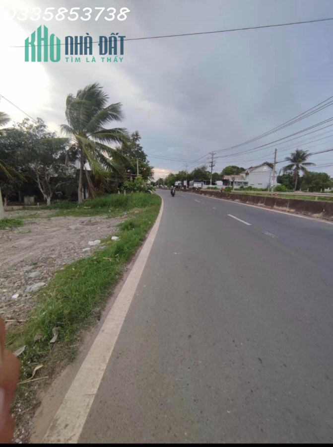 Đất  Tây Ninh Mặt tiền quốc lộ 22B, view sông Vàm Cỏ Rất phù hợp kinh doanh, buôn bán.