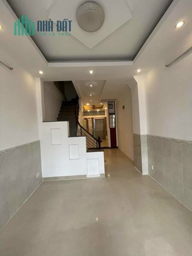 BÁN NHÀ HẺM XE HƠI - GIẢM 700TR. GIÁ TỐT -CHỔT. NHÀ VÀO Ở NGAY - NHÀ HAI MẶT HẺM RỘNG .