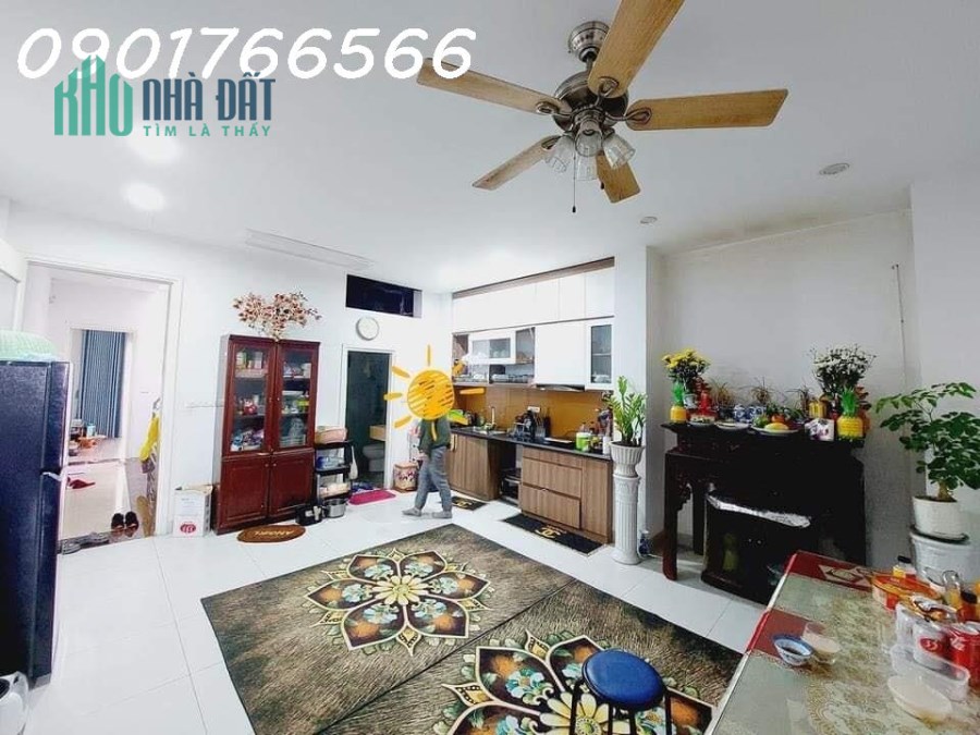 Bán Tòa Văn Phòng, Mặt Phố Nghi Tàm, Quận  Tây Hồ, 142m x 6T, Giá 26 tỷ.