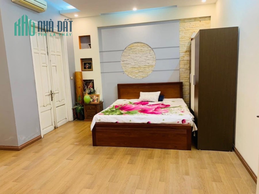 160m Xây 5 Tầng. Biệt Thự Ba Đình Siêu Vip. Chủ Thiện Chí Bán Nhanh