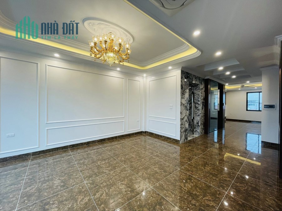 115m Xây 5 Tầng Phố Nguyễn Chí Thanh Đống Đa. Ô Tô 7 Chỗ Vào Nhà. Chủ Thiện Trí Bán.