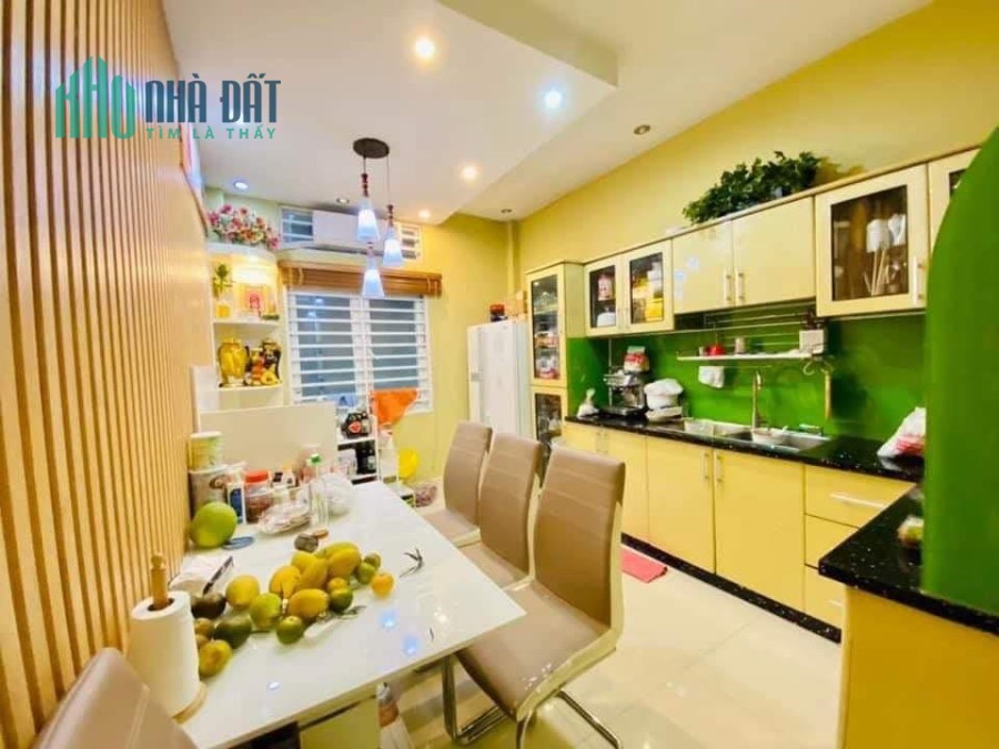 (VIP) Sổ riêng HOÀNG HOA THÁM - Tân Bình - Hẻm 10M - 5 TẦNG BTCT Nhà đẹp - GIÁ CHỈ NHỈNH 9ty
