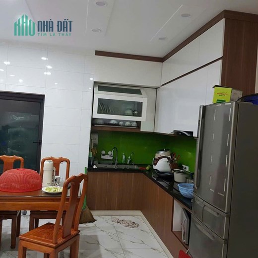 ĐỘI CẤN -BA ĐÌNH - NGÕ BA GÁC- 3 Thoáng - 58m2 mặt tiền 4,8m Giá 6,2 tỉ có THƯƠNG LƯỢNG