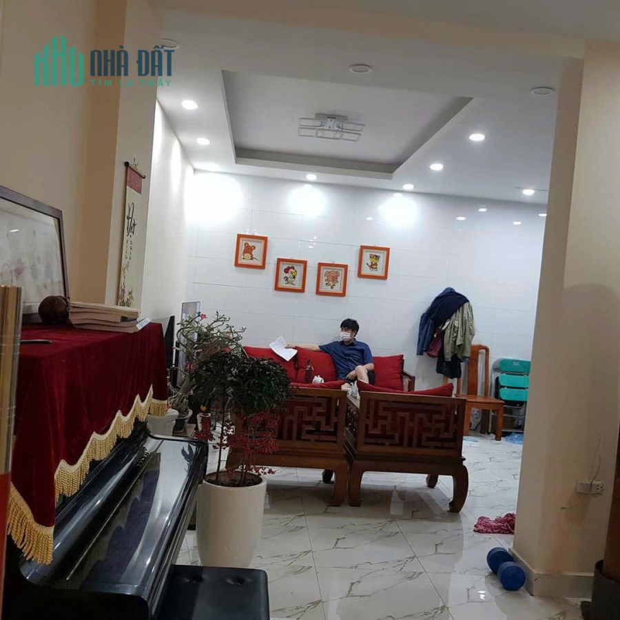 ĐỘI CẤN -BA ĐÌNH - NGÕ BA GÁC- 3 Thoáng - 58m2 mặt tiền 4,8m Giá 6,2 tỉ có THƯƠNG LƯỢNG