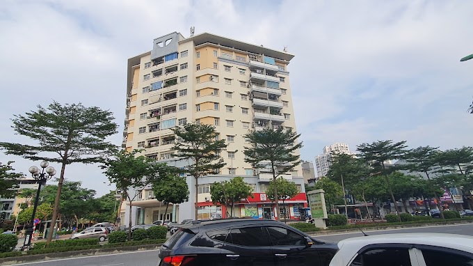 Bán CC F5 Trung Kính, Cầu GIấy, DT 111m2, 3 ngủ 2 vệ sinh, lô góc, thoáng, sổ đỏ lâu dài.