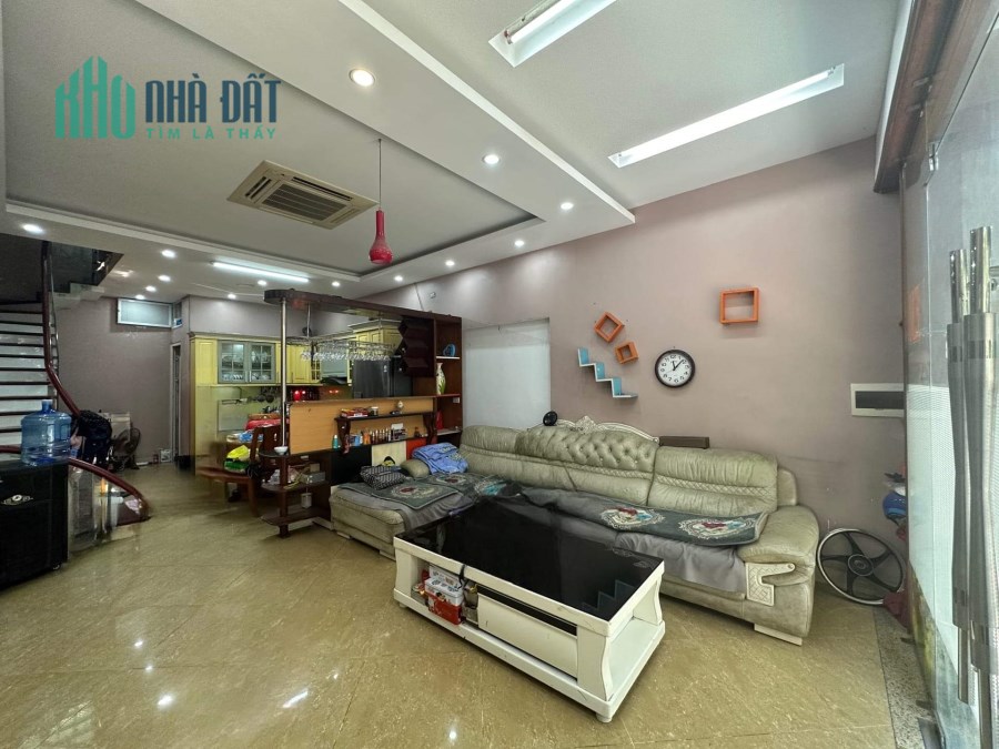 Bán nhà Trần Khát Chân, HBT 53m x 5T x MT5m, ô tô, KD, giá 13.5 tỷ. LH: 0366051369