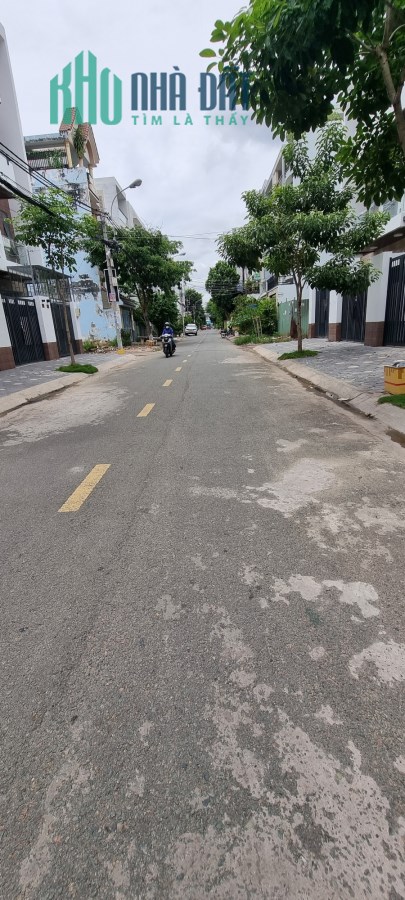 Bán Nhà Mặt Tiền Khu Vip Tên Lửa Aeon Bình Tân 4m x20m Sổ Hồng Chính Chủ Giá Chỉ 9.9 tỷ