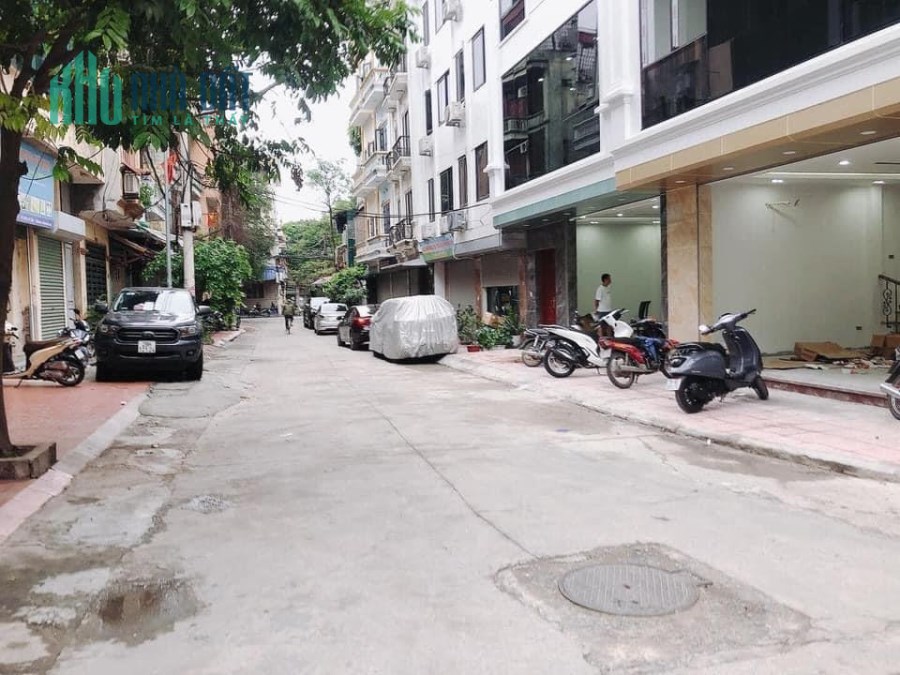 BÁN GẤP CHDV ĐƯỜNG LÂM VĂN BỀN, 75M2, 4 TẦNG, DÒNG TIỀN 40 TRIỆU/THÁNG CHỈ 8 TỶ NHỈNH