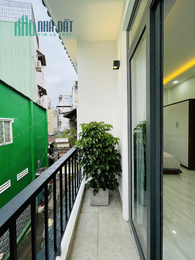 Phú Nhuận - 48M2 NGANG 5,5M - Hoàng Hoa Thám - Xe hơi Sát nhà - Đẹp như hình