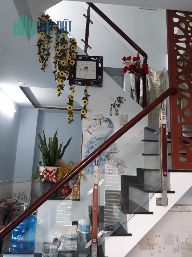 Hểm xe hơi, Lâm Thị Hố, Tân Chánh Hiệp, 65m2, 1 Trệt, 1 Lầu, Gía Rẻ