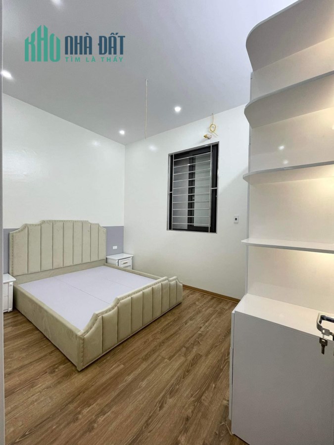 51m 5 Tầng Mặt Tiền 4.5m Nhỉnh 8 Tỷ Phố Hoàng Quốc Việt Cầu Giấy. Phân Lô 3 Thoáng Ô Tô Tránh Dừng