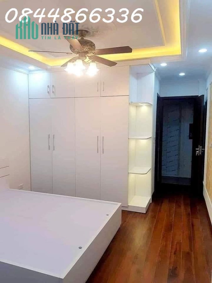 Nhà đẹp phố Tô Vĩnh Diện, Thanh Xuân, 6 tầng nhỉnh 6 tỷ, thang máy, vị trí đẹp, ở rất thích