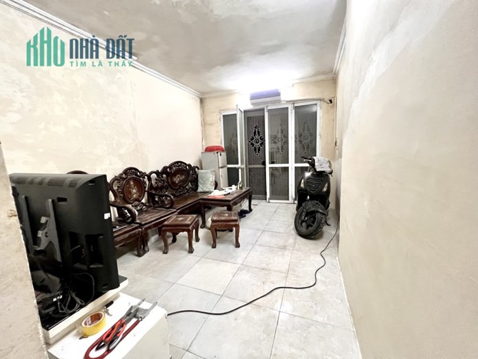 Chính chủ cần bán nhà ngõ Phố Kim Hoa, ngõ 35 đường ven hồ Ba Mẫu Phường Phương Liên, Đống Đa, Hà