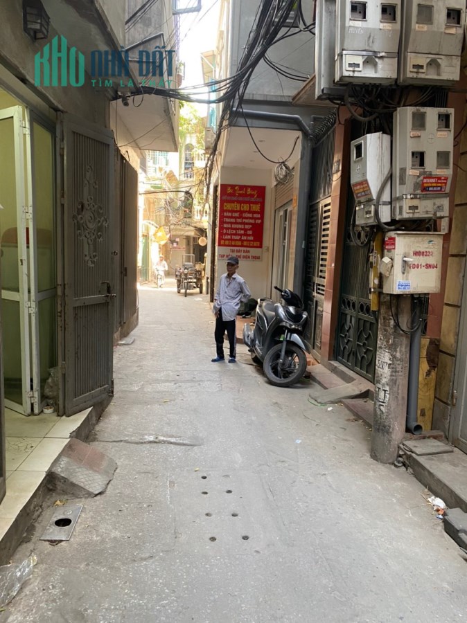 Chính chủ cần bán nhà ngõ Phố Kim Hoa, ngõ 35 đường ven hồ Ba Mẫu Phường Phương Liên, Đống Đa, Hà