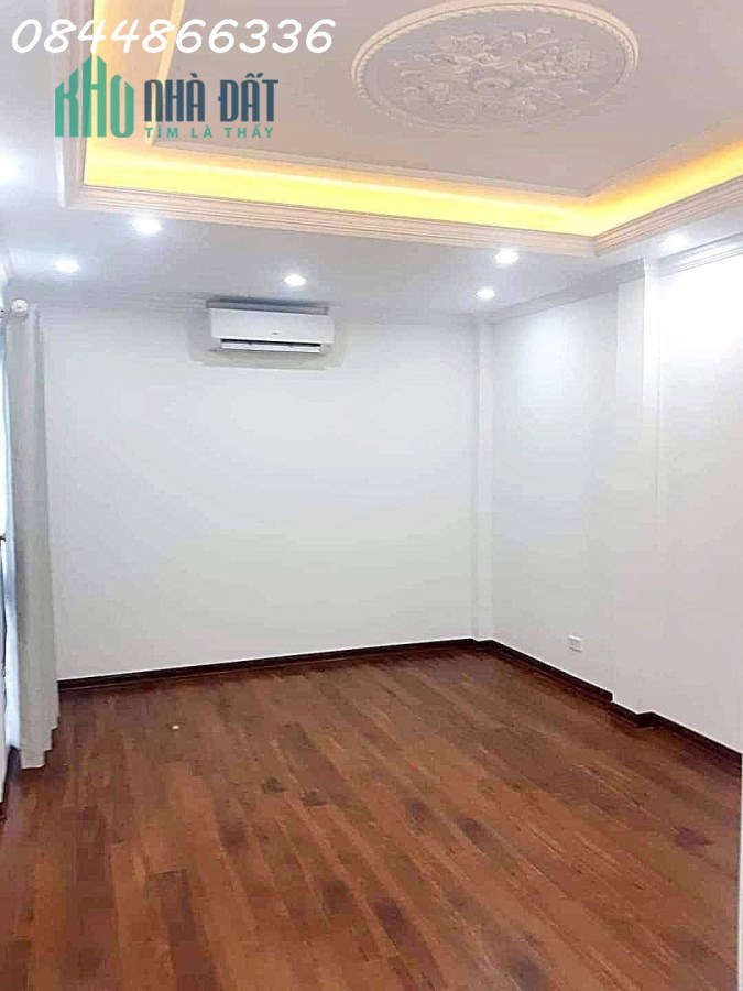 Nhà đẹp phố Tô Vĩnh Diện, Thanh Xuân, 6 tầng nhỉnh 6 tỷ, thang máy, vị trí đẹp, ở rất thích