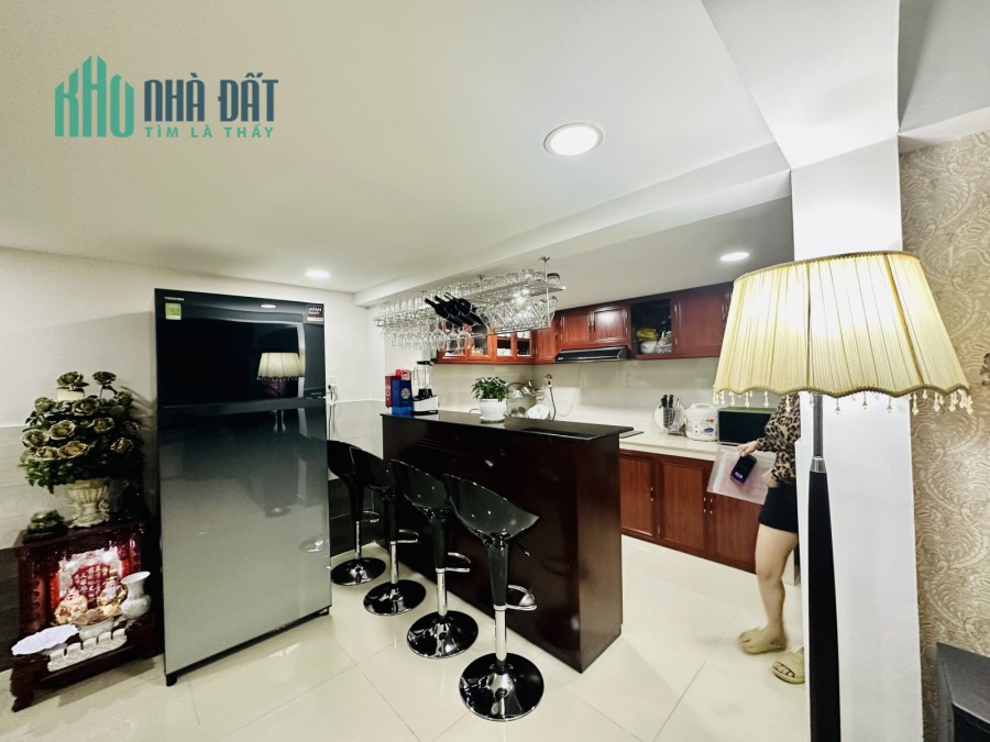 Bán nhà Phạm Thế Hiển Phường  7  Quận 8 DT 7.4 X 8.1 m chỉ 5.8 tỷ