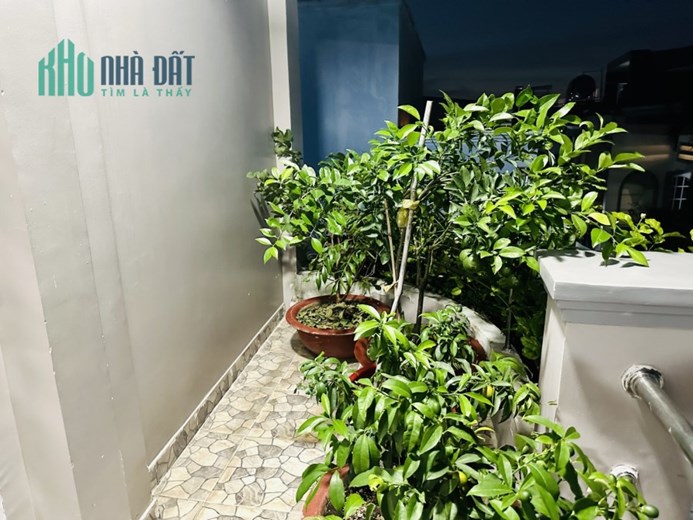 Bán nhà Phạm Thế Hiển Phường  7  Quận 8 DT 7.4 X 8.1 m chỉ 5.8 tỷ