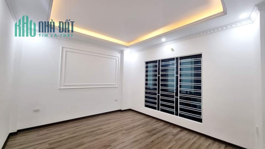 2 thoáng, dân xây ở ngay, ngõ ba gác, bán nhà Trường Chinh