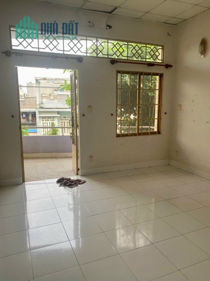 Bán nhà mặt tiền KDC An Bình, Biên Hòa: 4 x 18, giá 5,8 tỷ.