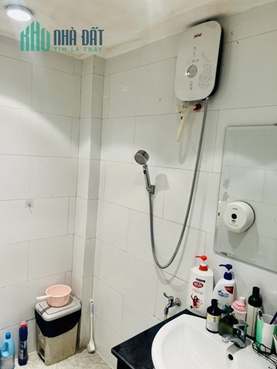Nhà đẹp, kinh doanh, 4.5x12, hẻm thông 6m Lê Văn Việt. 3.x tỷ