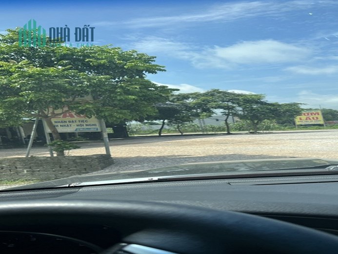 Bán lô đất 321m2 có 300 thổ cư đường 4m