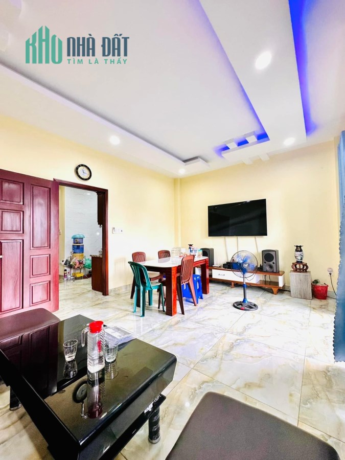 🏩 MẶT TIỀN QUẬN 3 - 9 TẦNG THANG MÁY MỘT BƯỚC LÊN MÂY - KHU KINH ĐÔ THỜI TRANG HÀO QUANG RỰC RỠ.