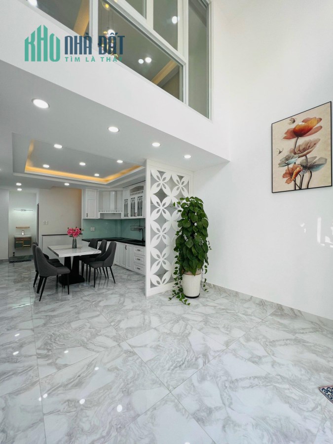 Bán Nhà 5 Tầng, 41m2, 7.3 tỷ, Quang Trung, Gò Vấp, Hẻm 8 mét.