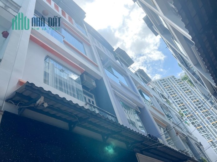 Nhà 4 tầng hẻm 453 Bùi Minh Trực P6Q8. Giá 10 triệu