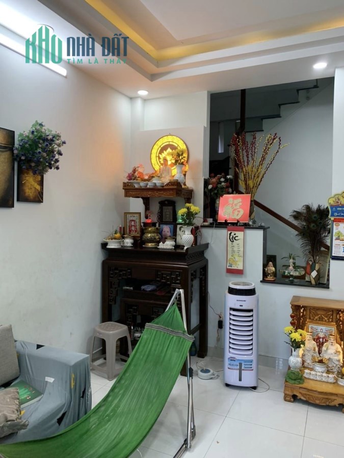 Bán nhà đẹp 4 tầng 4PN, 81m2, Lê Đình Cẩn, Bình Tân, chỉ 4.65 tỷ TL