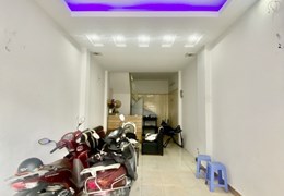 CHO THUÊ MẶT BẰNG KINH DOANH NGÕ Ô TÔ TẢI PHỐ LÊ THANH NGHỊ, TẦNG 1 40M, 8 TRIỆU/TH