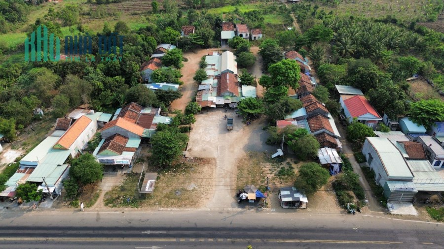 Đất chính chủ nhà em do chật vật quá nên để lại giá bao ngộp cho anh/chị nào có thiện chí.