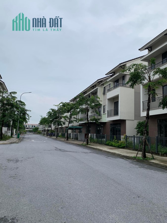 Bán nhà 3 tầng siêu đẹp  khu Vsip Bắc Ninh giá chỉ hơn 4 tỷ