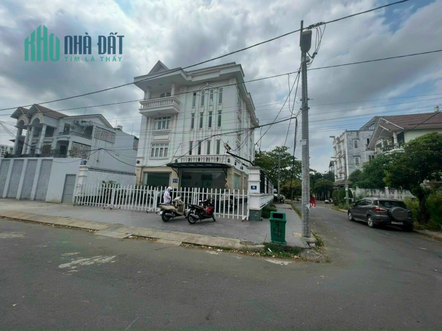 Toà nhà Mặt tiền đường 32, Hiệp Bình Chánh ngay sau Gigamall Phạm Văn Đồng