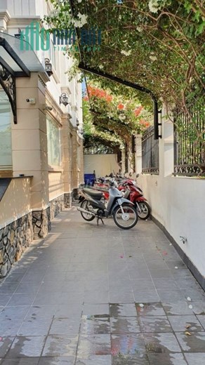 Toà nhà Mặt tiền đường 32, Hiệp Bình Chánh ngay sau Gigamall Phạm Văn Đồng
