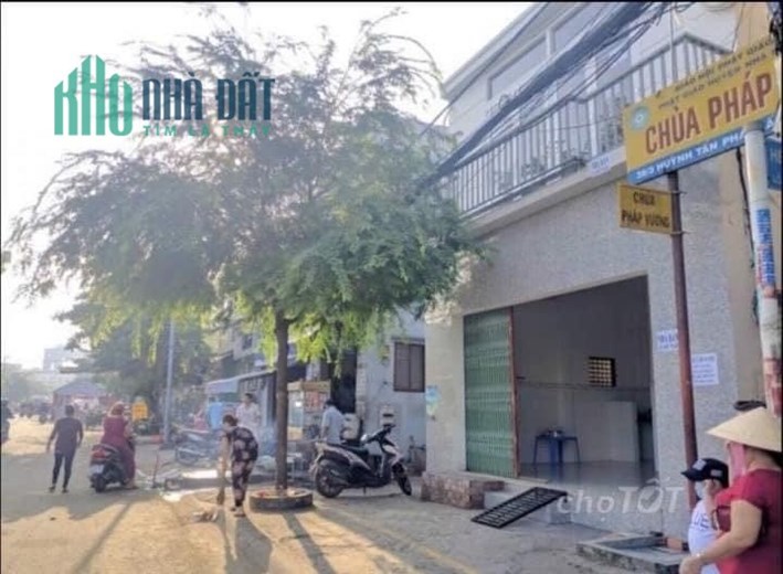Bán Nhà Mặt Tiền Huỳnh Tấn Phát, gần phà Bình Khánh
