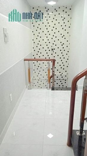 Cho thuê NNC MT Hưng Phú P9Q8. Giá 15 triệu/tháng